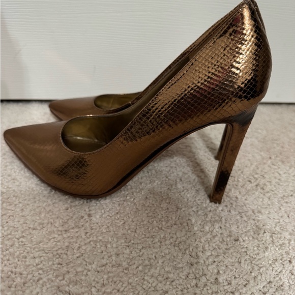 Nine West sz 8.5M Metallic Bronze Heels - Picture 5 of 6